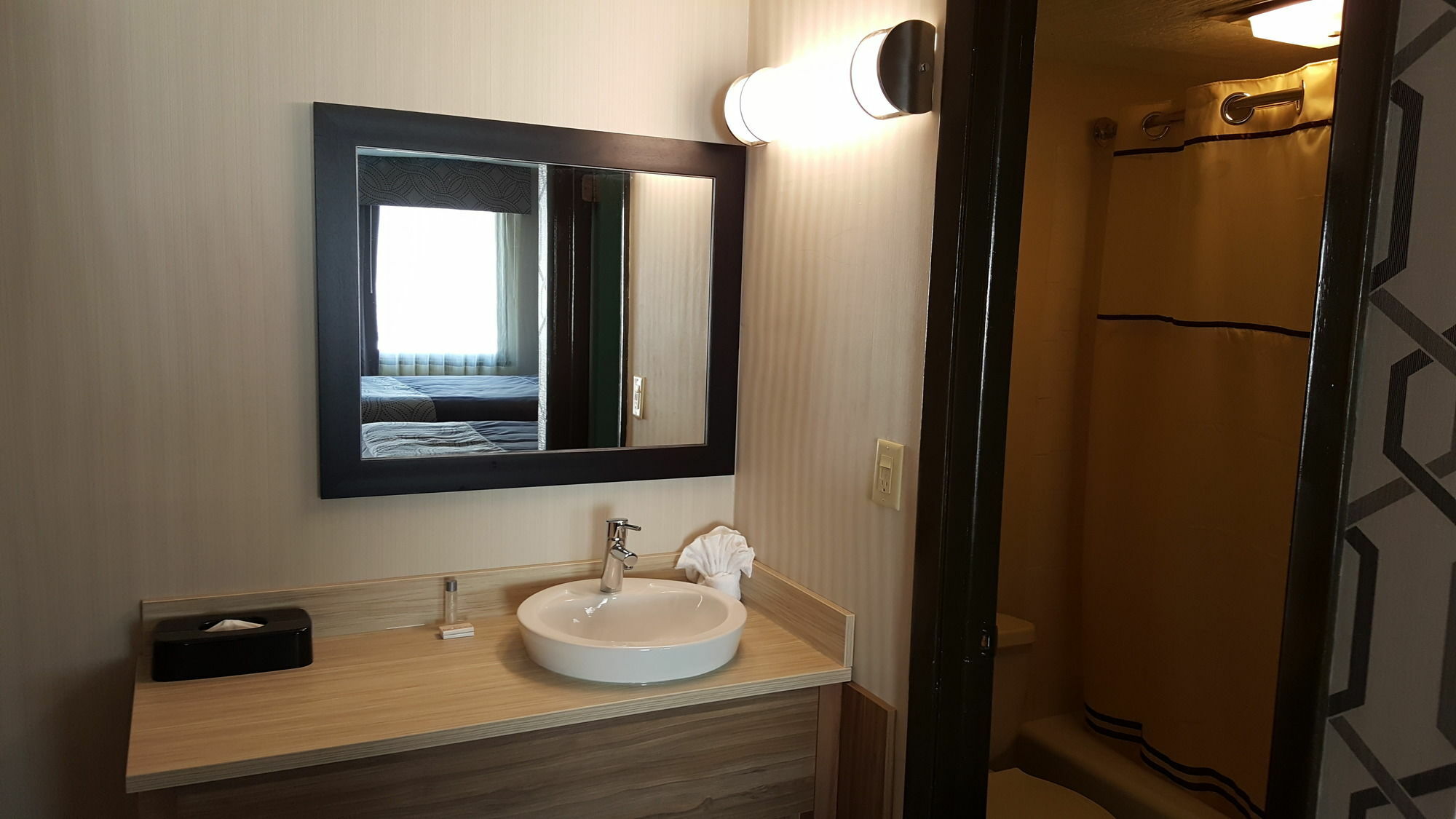 لويستون Aartpark Hotel Inn At Lewsiton المظهر الخارجي الصورة